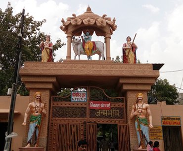 Brij Bhumi Travel Group, Mathura , TAXI SERVICE IN MATHURA